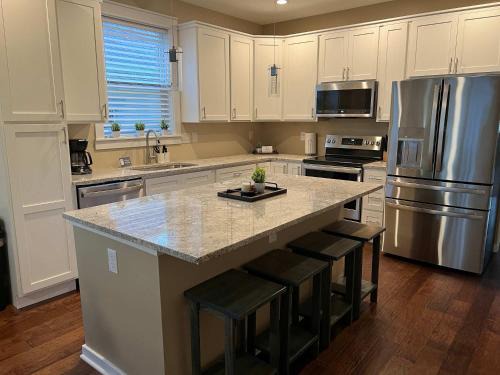 Indianapolis Casa | Mins to Downtown & Raceway Rookwood Retreat 2