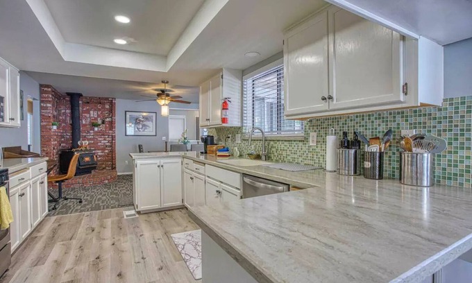 Kernville Casa | MiNT: Modern luxury & charm in downtown Kernville.