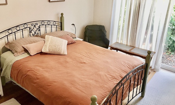 Devonport Cama Y Desayuno | Minutes From the Spirit of Tasmania - the perfect start to your Tassie break