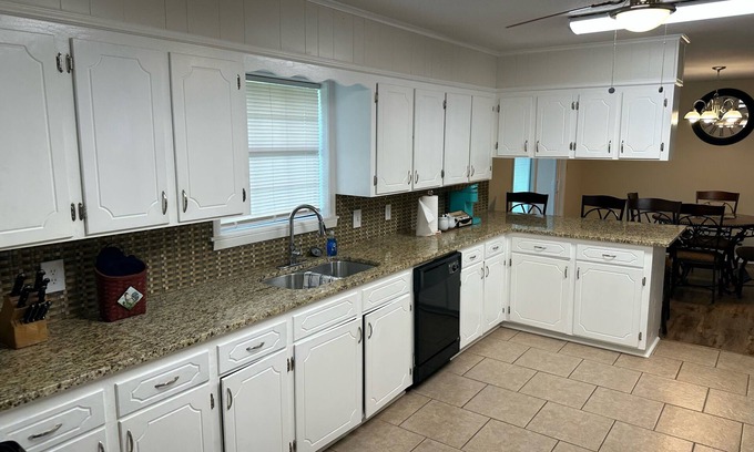 Benton Casa | Minutes from Cypress Lake boat launch 2 local event venues Bodcau wildlife mngt