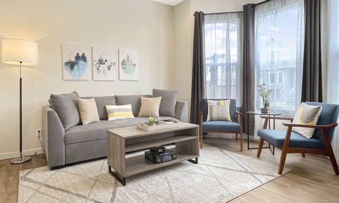 Daly City Casa | Minutes to SF! Stunning 5BR/5BA home just ½ block from subway station!