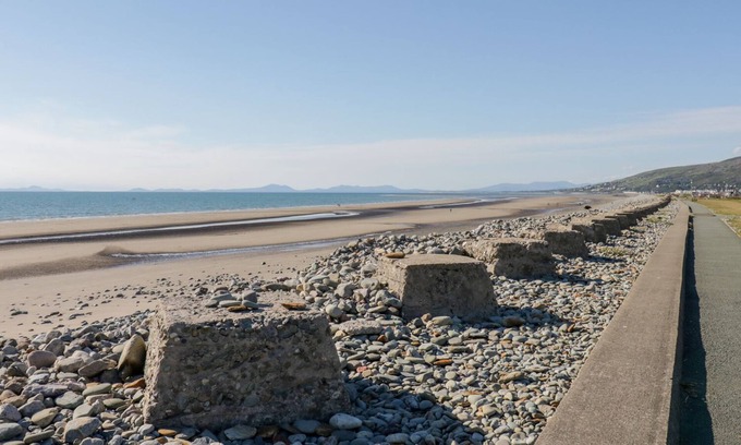 Fairbourne Casa | Minydon