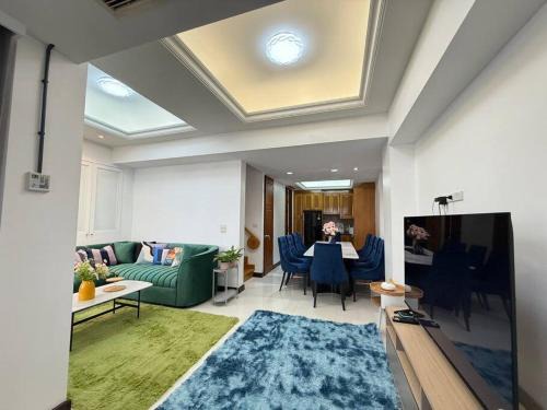Khlong Toei Nuea Villa | Miq Asoke 5BR Sukhuvit15