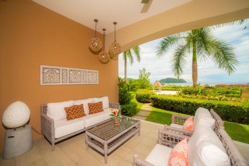 Herradura Apartamento | Miramar 4E 3 bdr Ocean View in Los Suenos