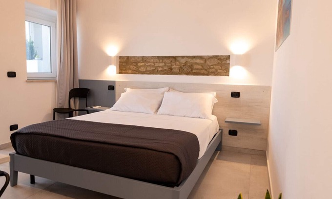Vasto Cama Y Desayuno | Miramare Suites - Blue Room