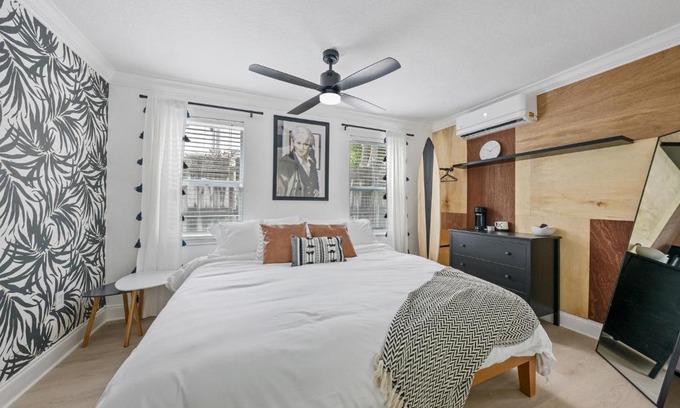 Victoria Park Hotel | MIRANDA PRIESTLY SUITE at THE KarINN BOUTIQUE HOTEL - Downtown Ft Lauderdale 7