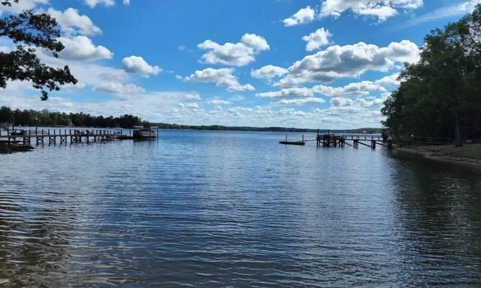 Prosperity Casa | Miss Grace, newly renovated cottage on Lake Murray