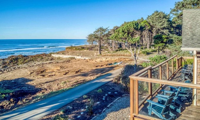 Oregon Coast Casa | Miss Olena