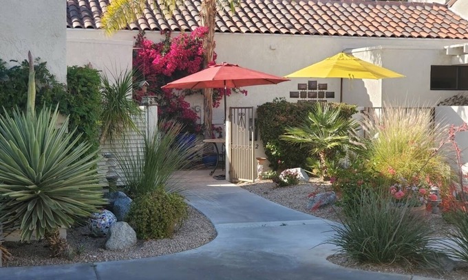 Rancho Mirage Condominio | Condominio frente al lago, las mejores tarifas.