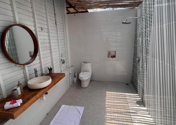Ceningan Island Complejo | Mista Ceningan's Beach Bungalows previously The KUBU 221