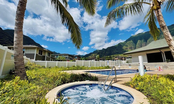 Makaha Valley Casa | @ML - Nohea Stylish Home w/ Perks I Near Top Sight