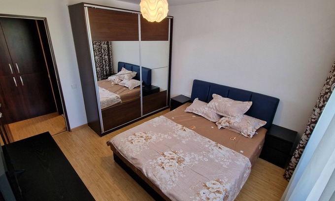 Ploiesti Apartamento | MMT SweetHome2 with 1 Bedroom + 1 Living room