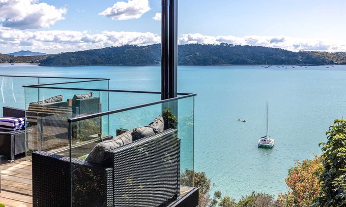 Surfdale Casa | Moana Retreat - Stay Waiheke