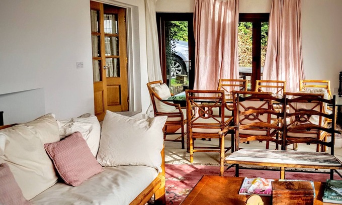 Danehill Casa | Moaps Farm Bed and Breakfast