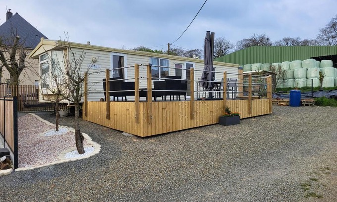 Le Neufbourg Casa | Mobil Home à la ferme