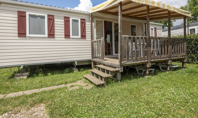 Veuzain-sur-Loire Casa | Alegre casa de vacaciones en Centre-Val de Loire con piscina