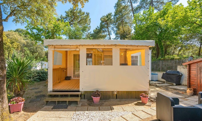 Ronce-les-Bains Casa | Mobil-Home MH 25 Les Genêts – Relax en Ronce-les-Bains, Piscina Compartida, Terraza y Jardín