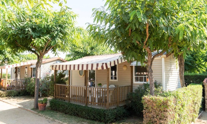 Malgrat de Mar Casa | Casa móvil con terraza cubierta