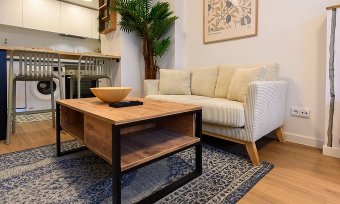 San Sebastian de los Reyes Apartamento | Modern studio apartment with private terrace and excellent communal areas
