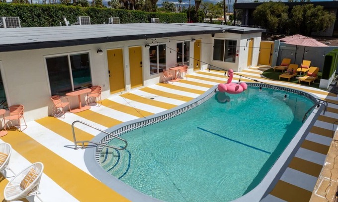 Uptown Design District Apartamento | Mod Retreat in Vibrant Palm Springs