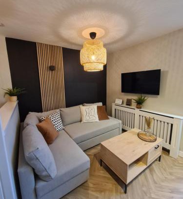 Crynant Apartamento | Modern 1 bed apartment next to beach and golf course