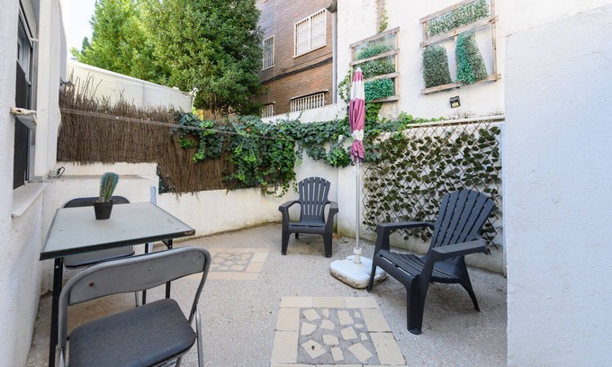 Colonia de la Prensa Apartamento | Modern 1-bedroom flat with terrace to relax in Madrid