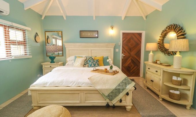 Estate Little Princess North Cabaña | Modern 1 Bedroom: "Garden Suite" Amazing Views on Luxury Villa