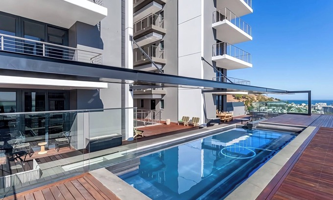 Cape Town City Centre Apartamento | Modern 1-bedroom with WiFi, fitness room, rooftop in amazing Cape Town