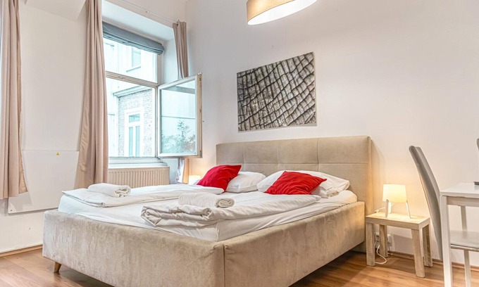 Landstrasse Apartamento | Modern 1BR Apart-perfect for Longstays