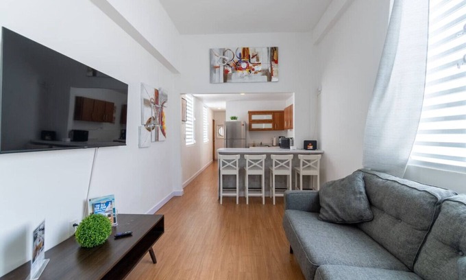 San Francisco Apartamento | Modern 2 Apts. 3-BR - 10 Guests in Old San Juan