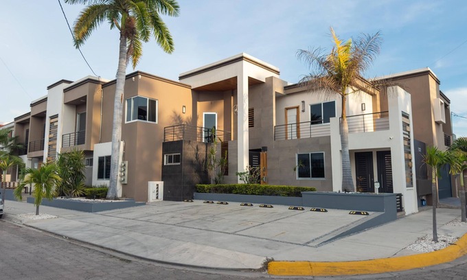 Lomas de Mazatlan Condominio | Modern 2‑Bed Condo in Golden Zone: Walk Everywhere!