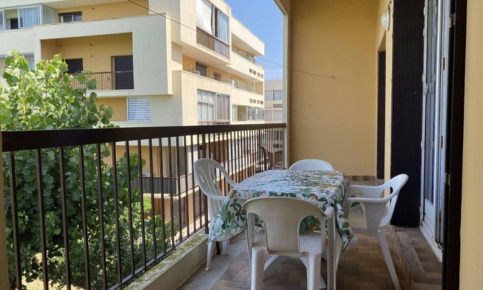 Balaruc-les-Bains Apartamento | Apartamento T3 con Ascensor y Parking, Cerca del Balneario, Totalmente Equipado