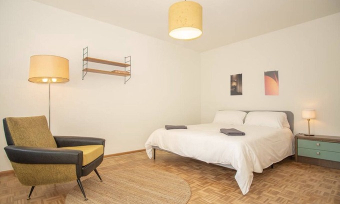 Basel Apartamento | Modern 2-room apartment in the centre of Basel with balcony