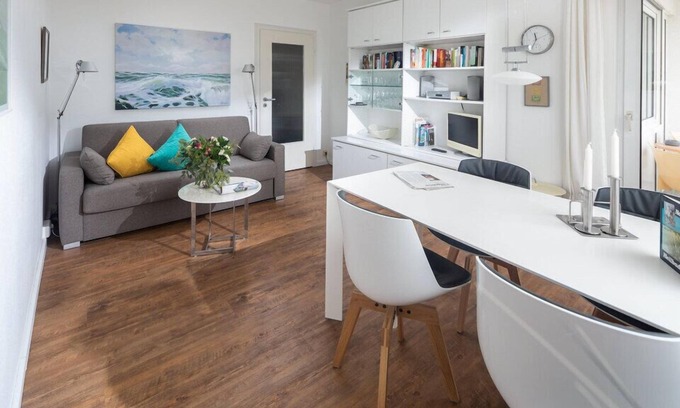 Norderney Apartamento | Modern 2-room vacation apartment with balcony