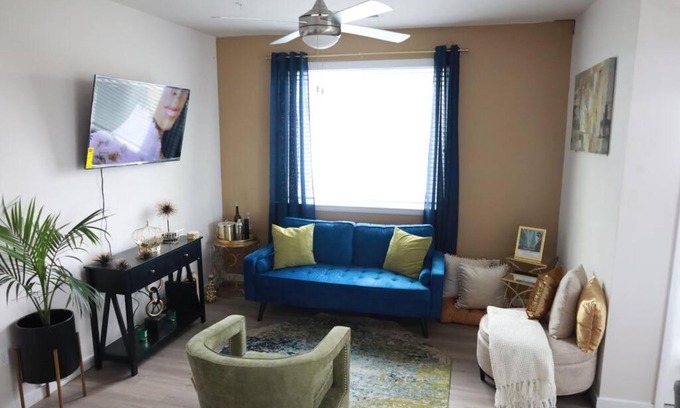 Downtown Baltimore Apartamento | Modern 2br 2Bth Downtown Baltimore Apt. w/Pool