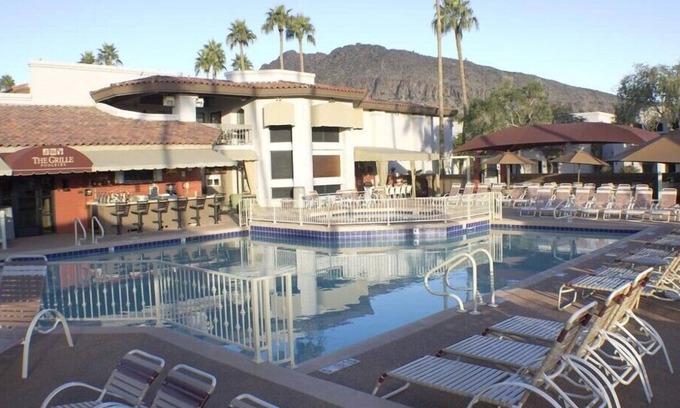 Arcadia Condominio | Modern 2BR Condo with Heated Swimming Pool in Scottsdale