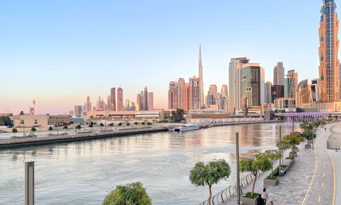 Al Safa Apartamento | FIRST CLASS | 2BR | Modern Luxury with Canal Views