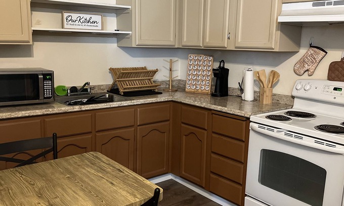 Clear Lake Apartamento | modern 3/2 custom built home