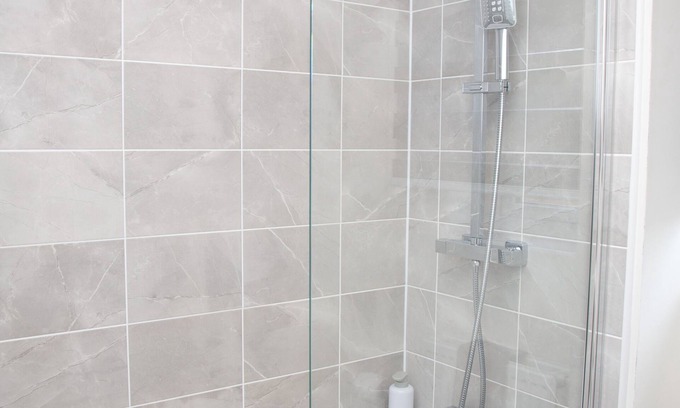 Newcastle-upon-Tyne Casa | Modern 3-Bedroom Home