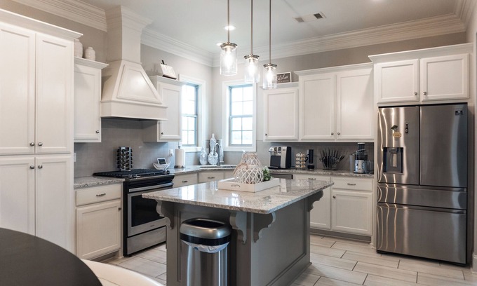 Milton Casa | Modern 3 bd 2.5 bath Cajun Home