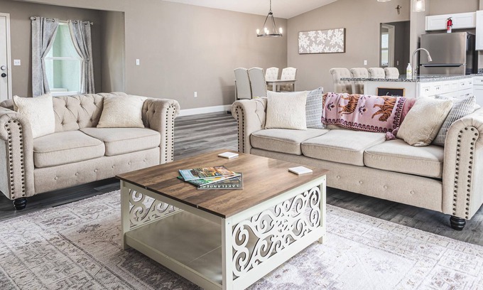 Lakeland Casa | Modern 3-Bedroom Family Retreat w/ Pool in South Lakeland