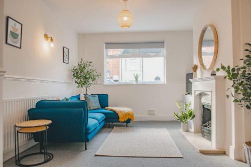 Rugby Casa | Modern 3 Bedroom Home in Central Rugby