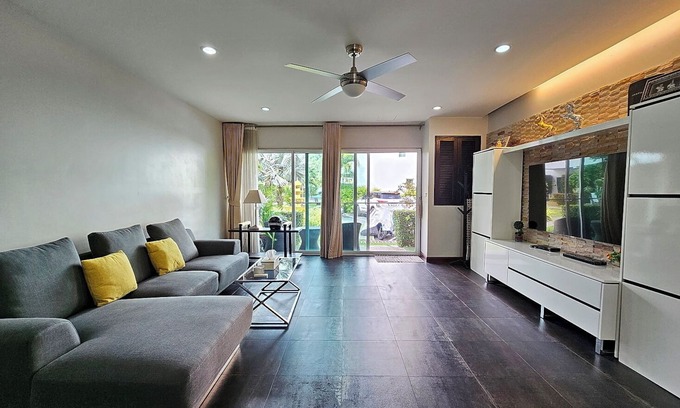 Kamala Casa | Modern 3-Bedroom Townhome in Kamala