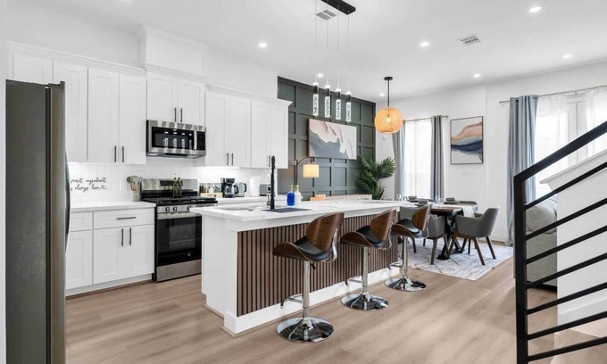 OST - South Union Casa | Modern 3BR Home - Med Center, NRG, Zoo, Downtown
