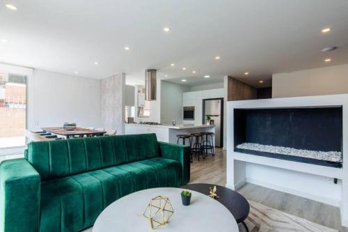Usaquen Apartamento | Modern 3BR in Usaquén