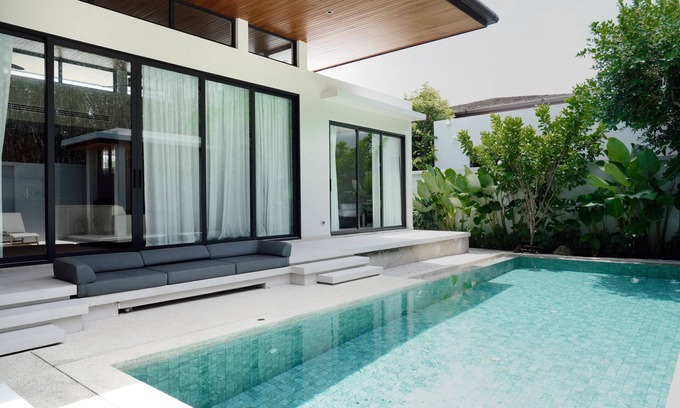 Si Sunthon Casa | Modern 3BR Loft II Villa Private Pool Botanica
