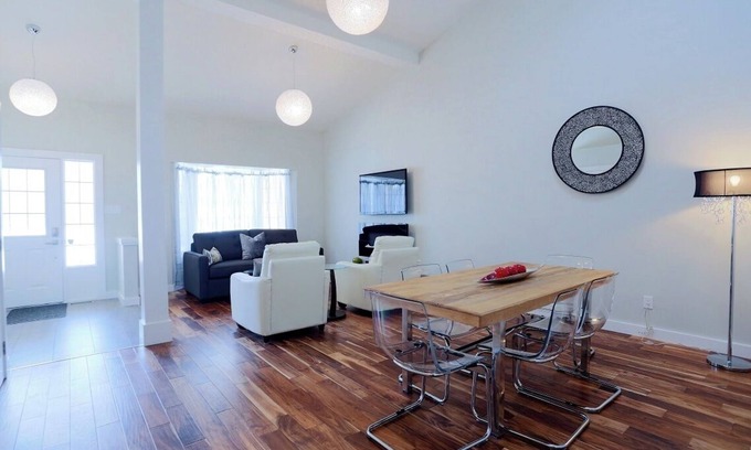 Highland West Casa | Modern 4 Bedroom Bungalow Townhouse Condo