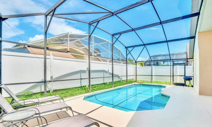 Indian Point Casa | Modern 4BR Home - Pool, Games Room - Near Disney!
