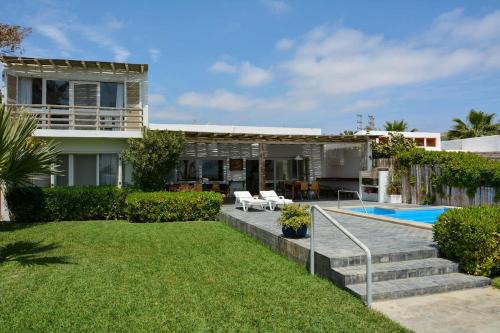 Pisco Apartamento | Modern 5BR House with Private Pool in Paracas