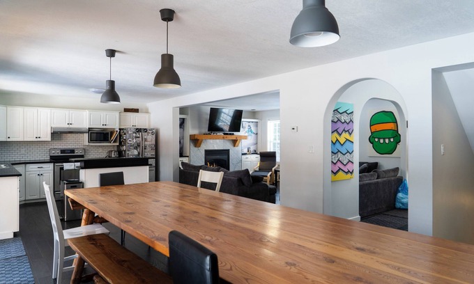 Revelstoke Casa | Moderno 7 habitaciones 6. 5 baños Lodge en Revelstoke Mountain Resort